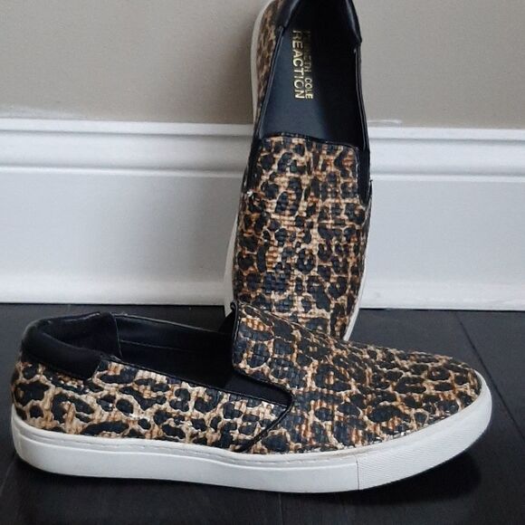 Kenneth Cole animal print sneakers - Picture 3 of 5